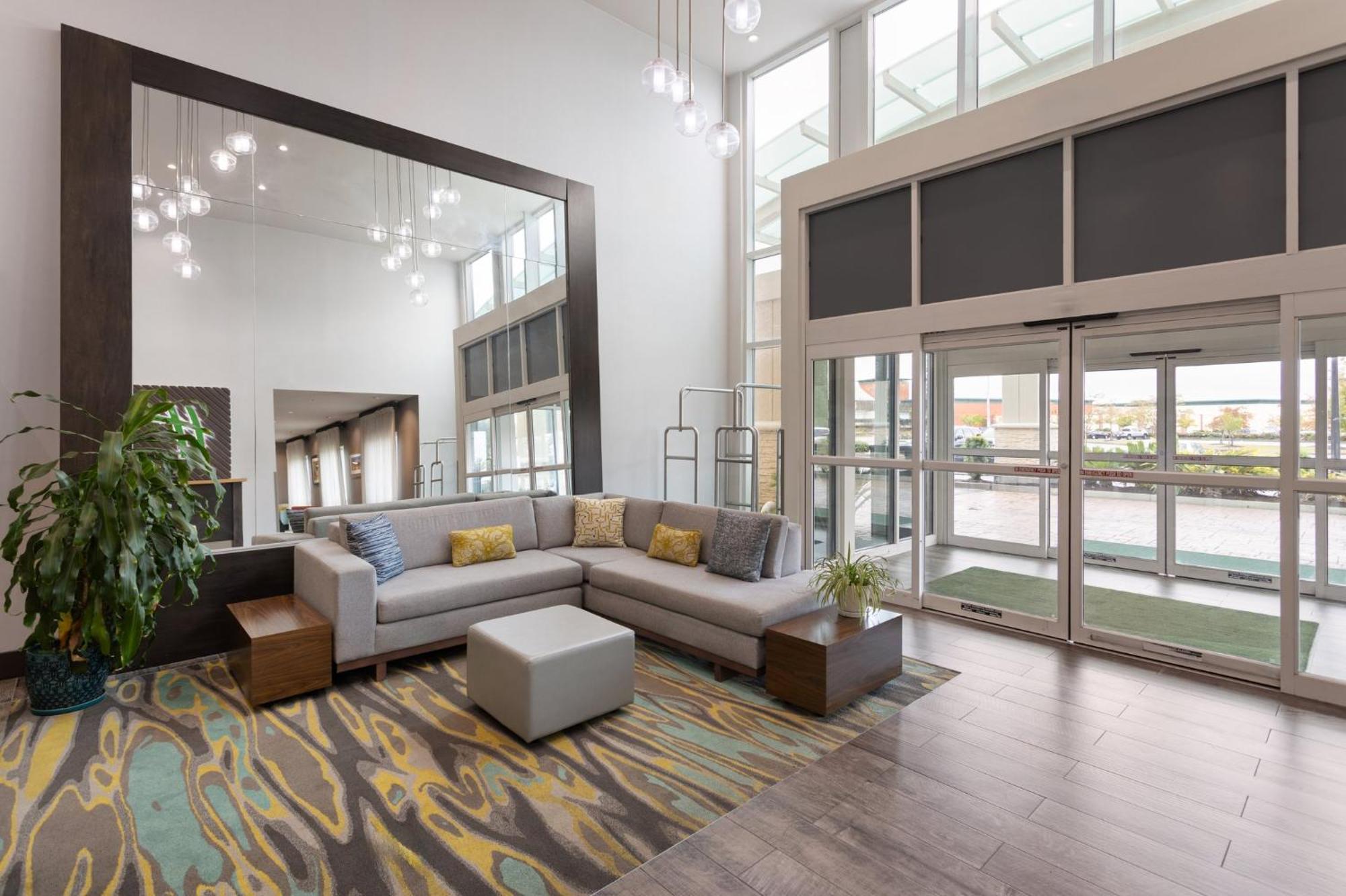 Holiday Inn & Suites - Savannah Airport - Pooler By Ihg Ngoại thất bức ảnh